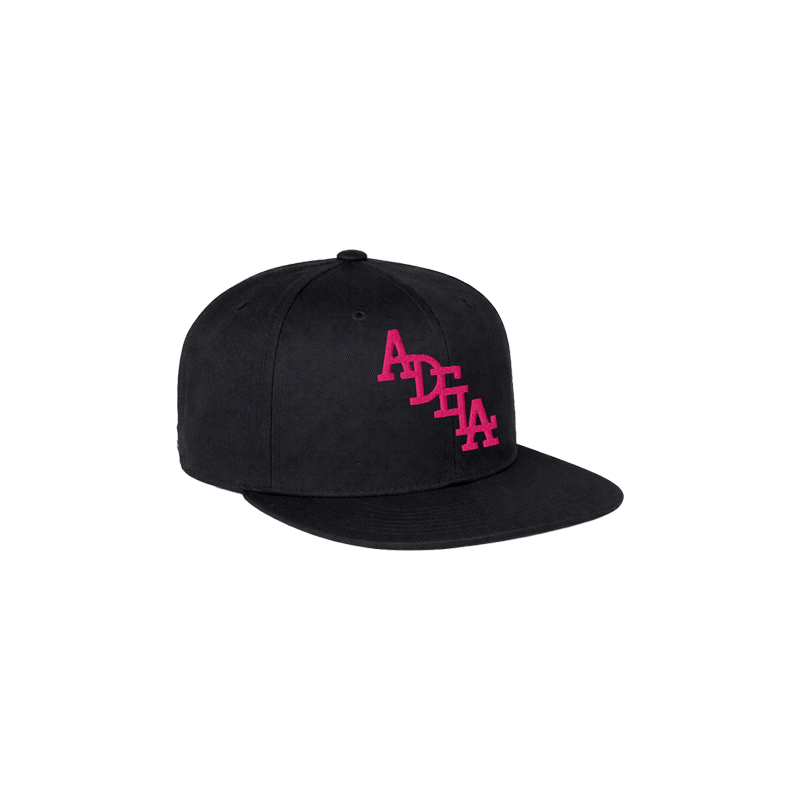 Adéla Hat side